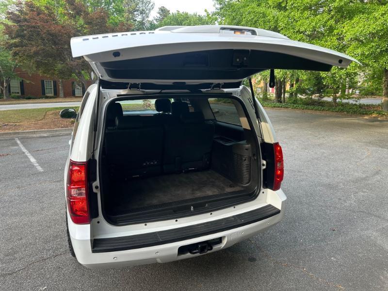 Chevrolet Suburban LT 1500 2WD 2013