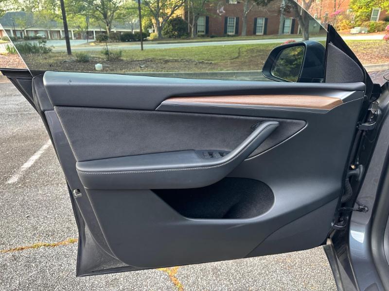 Tesla Model Y Long Range 2023