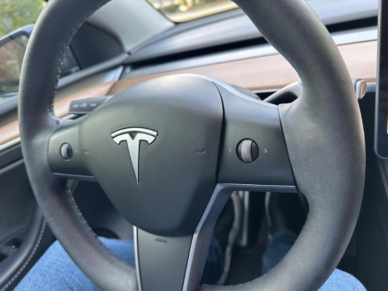Tesla Model Y Long Range 2023