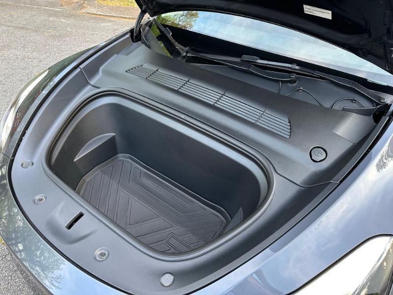 Tesla Model Y Long Range 2023