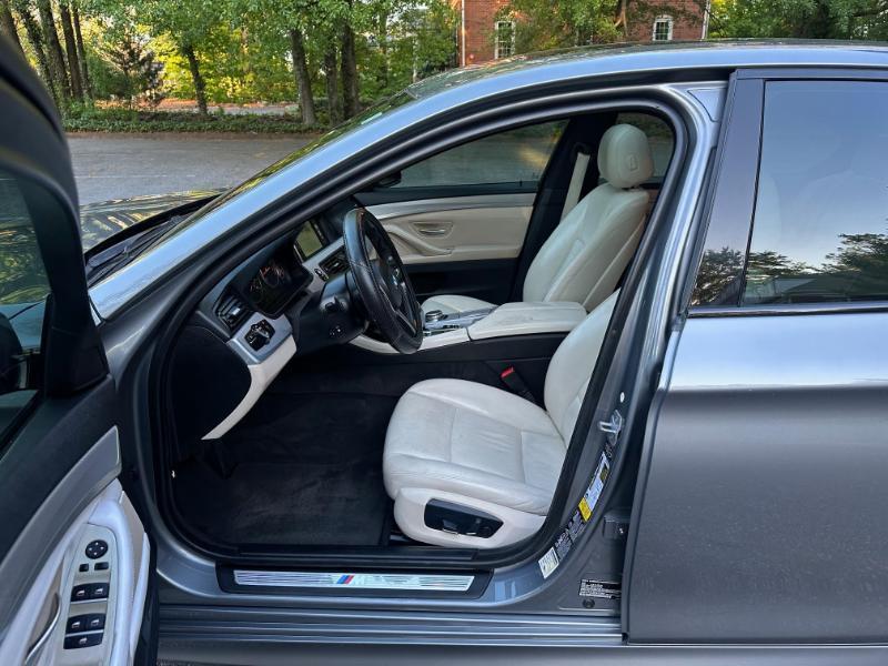 BMW 5-Series 528i xDrive 2014