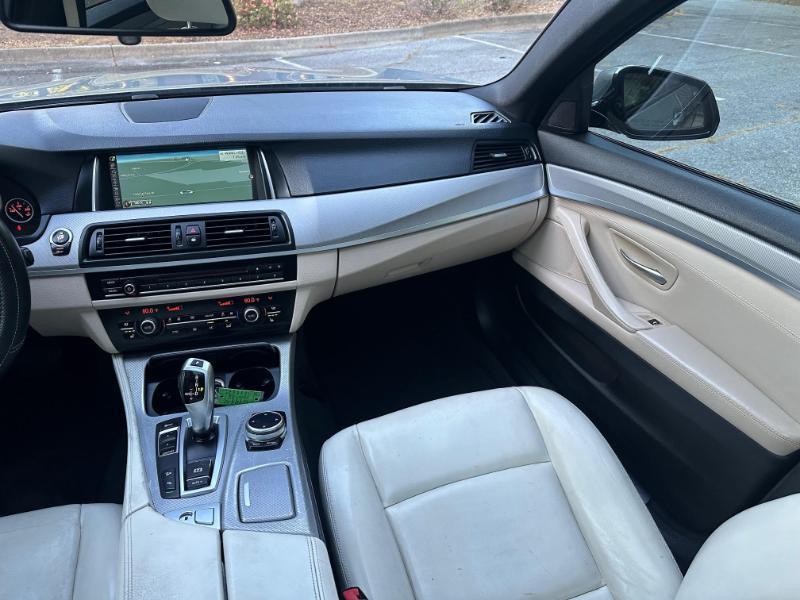 BMW 5-Series 528i xDrive 2014