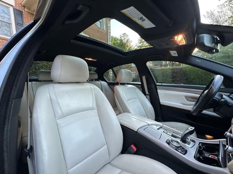 BMW 5-Series 528i xDrive 2014