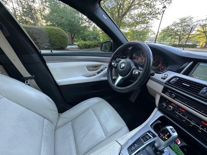 BMW 5-Series 528i xDrive 2014