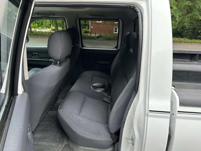 Nissan Frontier XE-V6 Crew Cab Long Bed 4WD 2003