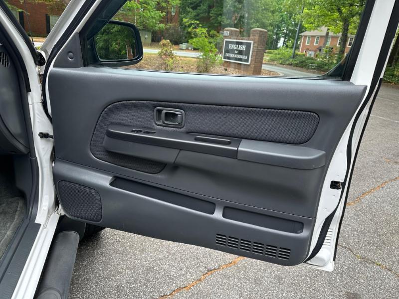 Nissan Frontier XE-V6 Crew Cab Long Bed 4WD 2003