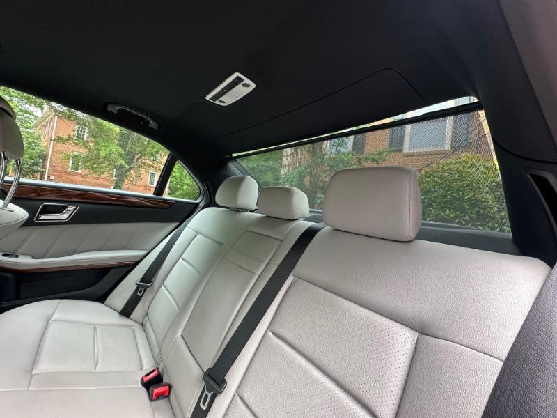 Mercedes-Benz E-Class E350 Sedan 2010