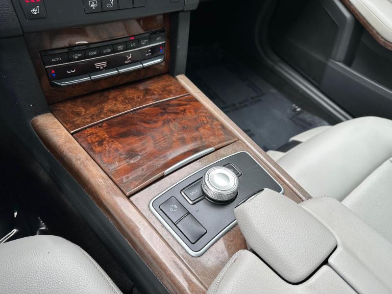 Mercedes-Benz E-Class E350 Sedan 2010