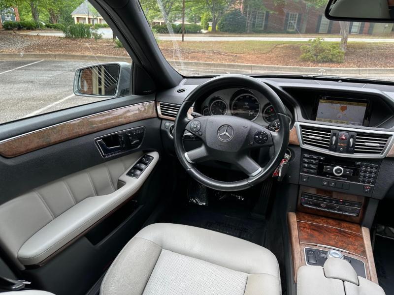 Mercedes-Benz E-Class E350 Sedan 2010