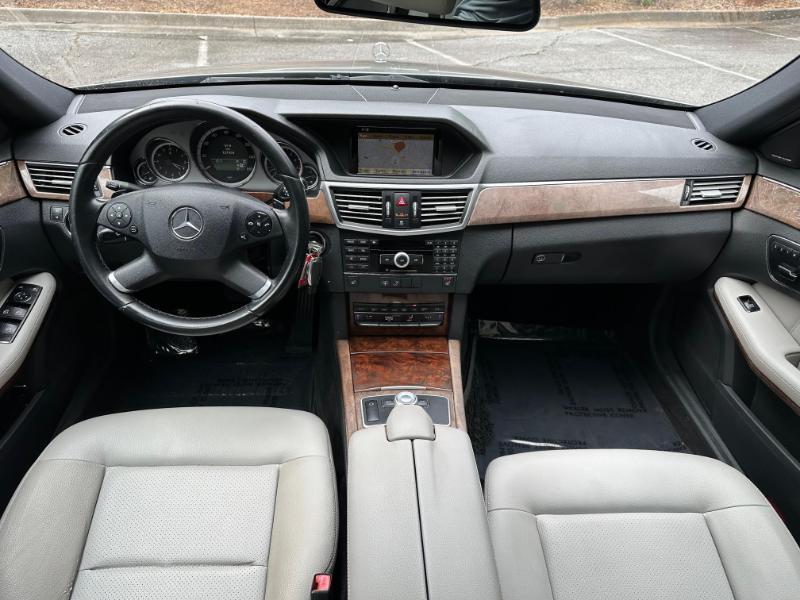 Mercedes-Benz E-Class E350 Sedan 2010