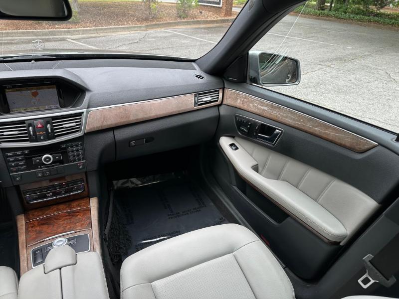 Mercedes-Benz E-Class E350 Sedan 2010