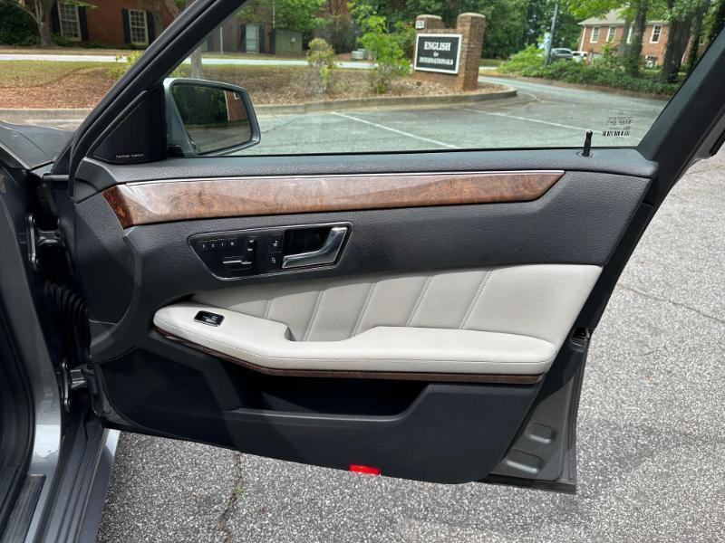 Mercedes-Benz E-Class E350 Sedan 2010
