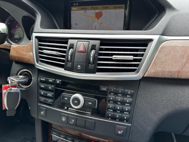 Mercedes-Benz E-Class E350 Sedan 2010