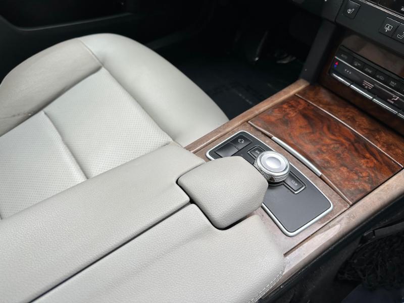 Mercedes-Benz E-Class E350 Sedan 2010