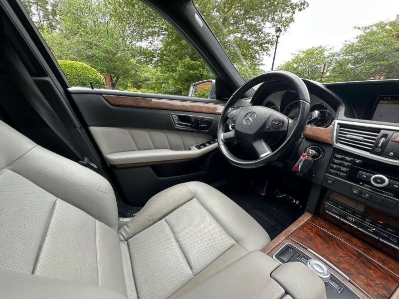 Mercedes-Benz E-Class E350 Sedan 2010