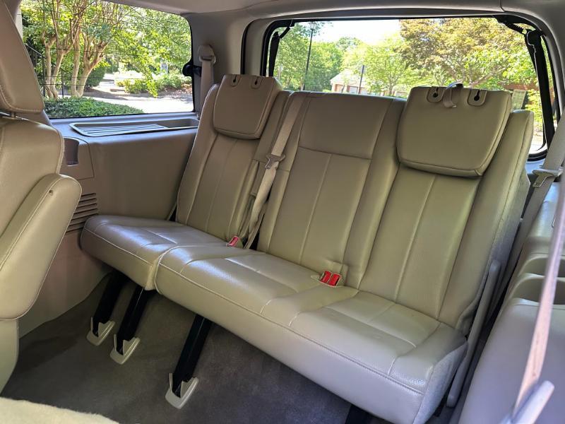 Ford Expedition Limited 2WD 2012