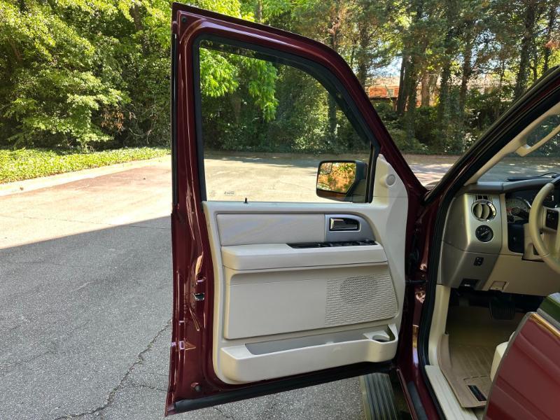Ford Expedition Limited 2WD 2012