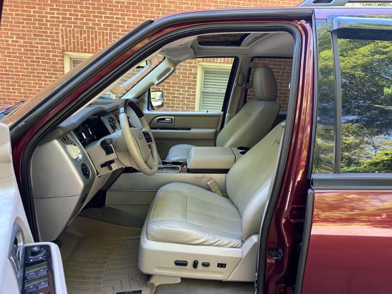 Ford Expedition Limited 2WD 2012
