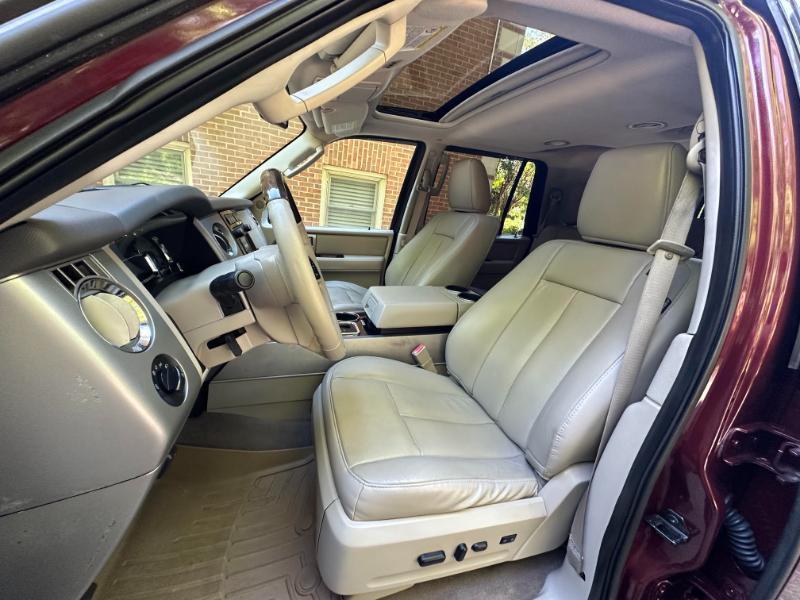 Ford Expedition Limited 2WD 2012