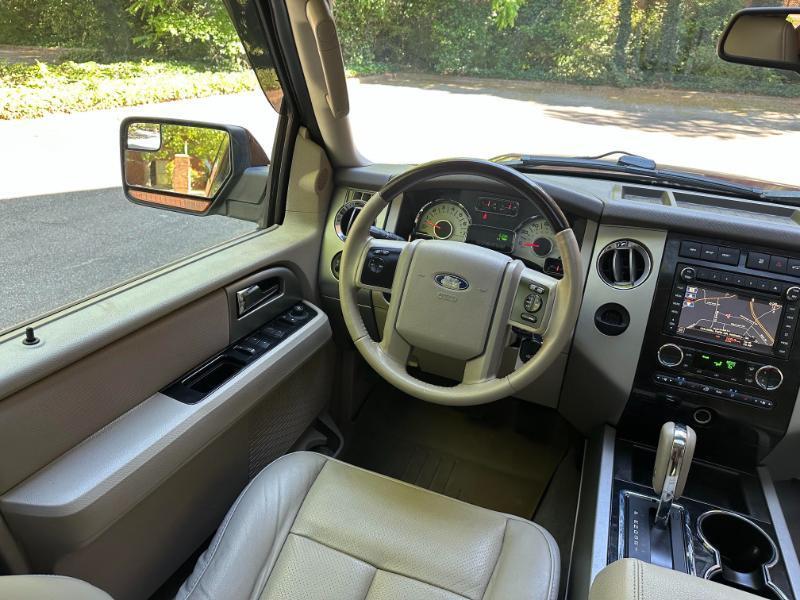 Ford Expedition Limited 2WD 2012