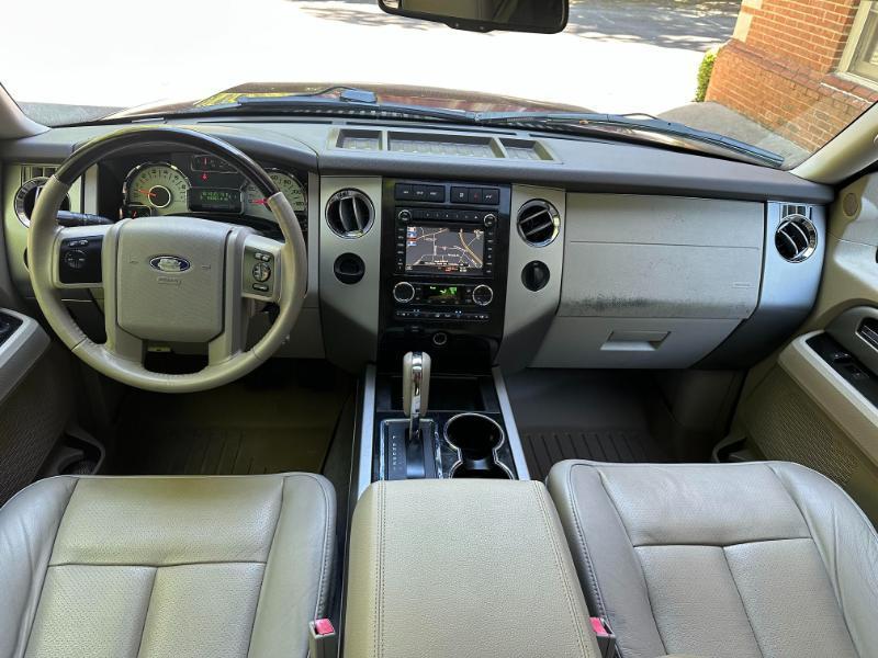 Ford Expedition Limited 2WD 2012