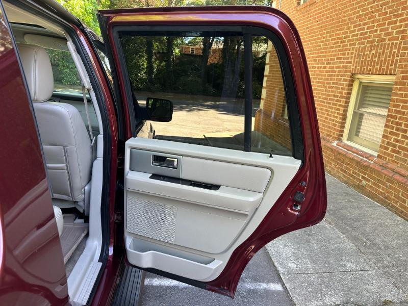 Ford Expedition Limited 2WD 2012