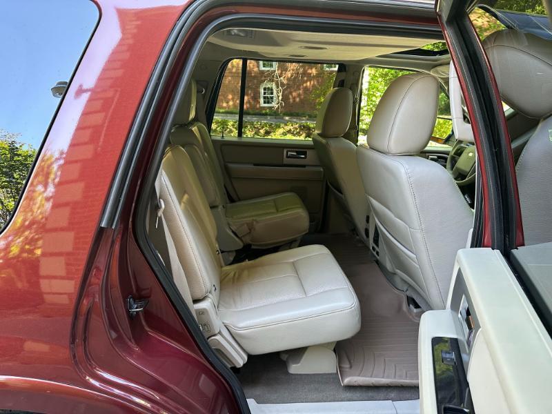 Ford Expedition Limited 2WD 2012