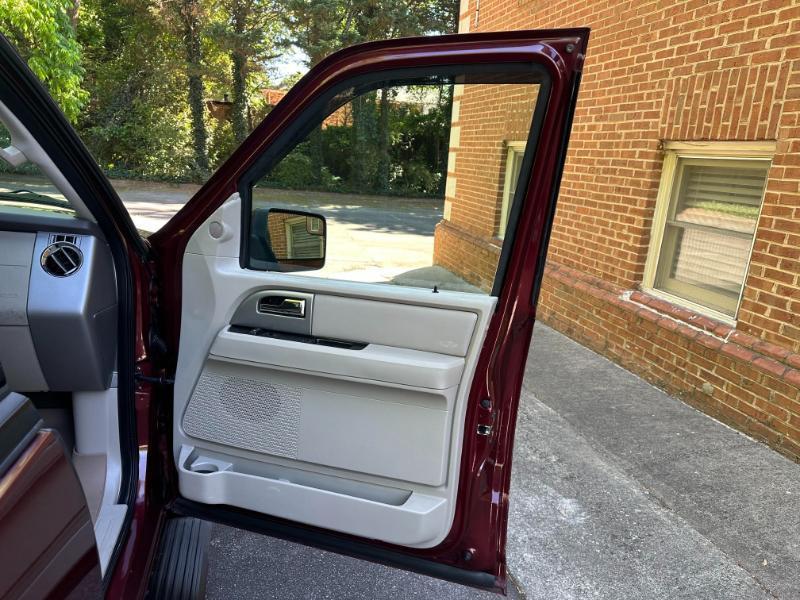 Ford Expedition Limited 2WD 2012