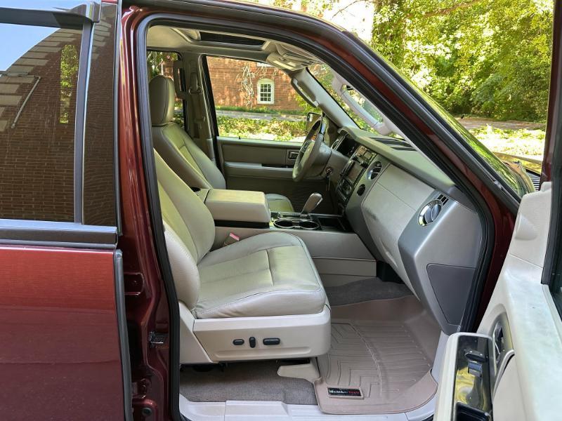 Ford Expedition Limited 2WD 2012