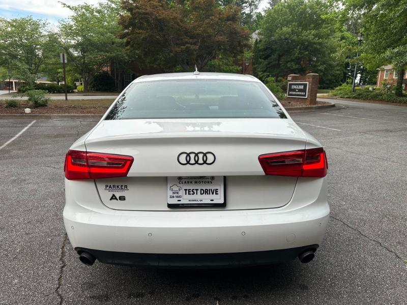 Audi A6 2.0T Premium Plus 2015