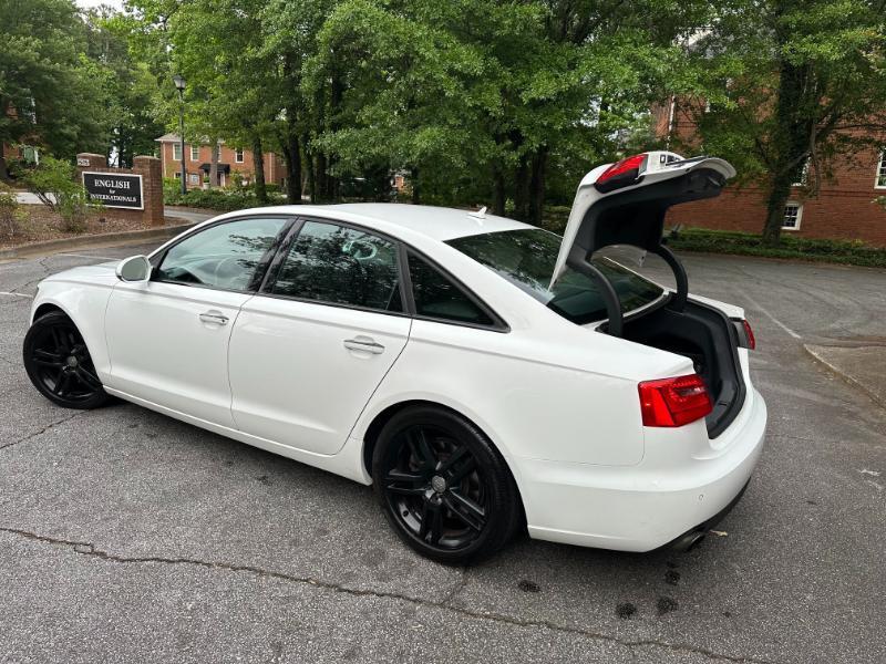 Audi A6 2.0T Premium Plus 2015