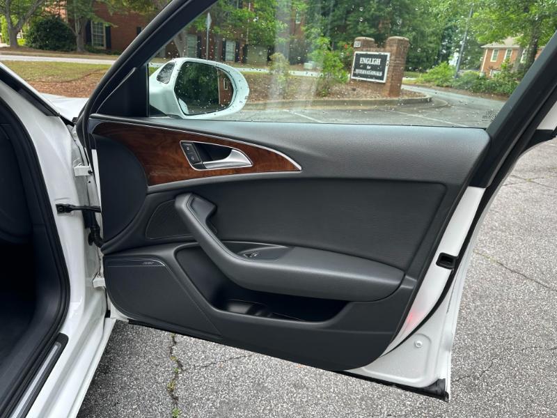 Audi A6 2.0T Premium Plus 2015