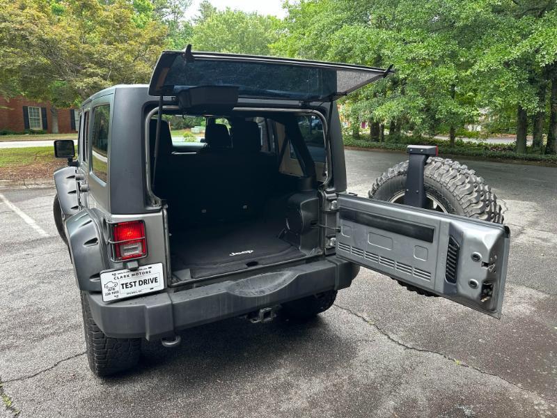 Jeep Wrangler Unlimited Sport 4WD 2014