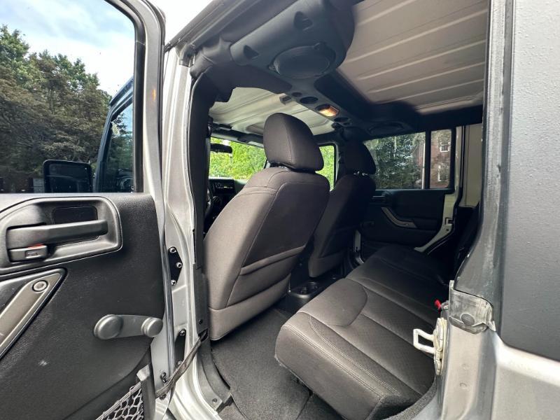Jeep Wrangler Unlimited Sport 4WD 2014