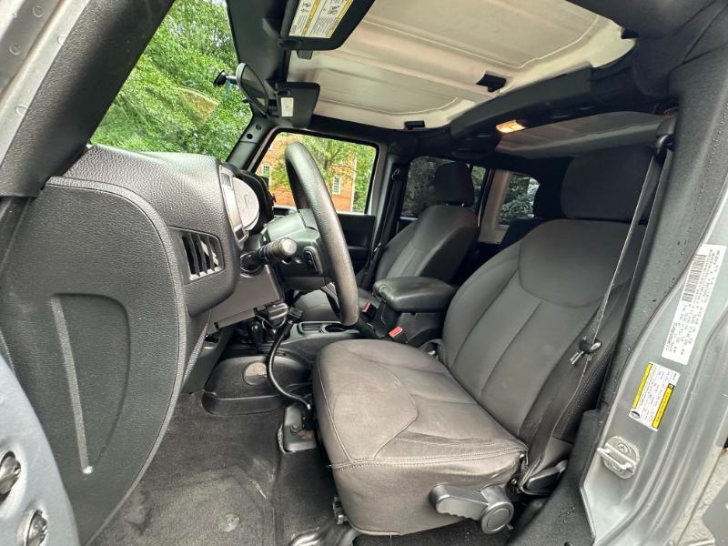 Jeep Wrangler Unlimited Sport 4WD 2014