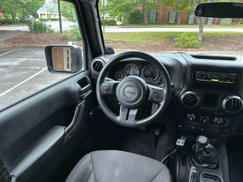 Jeep Wrangler Unlimited Sport 4WD 2014