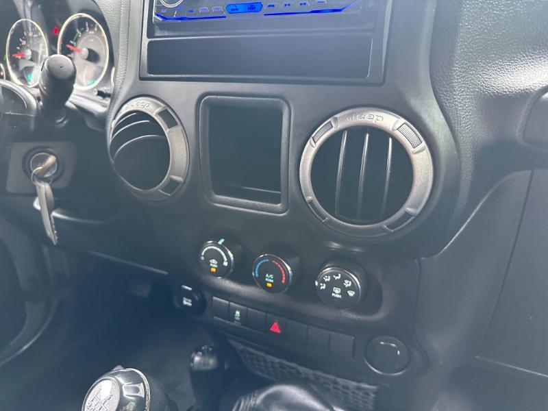 Jeep Wrangler Unlimited Sport 4WD 2014