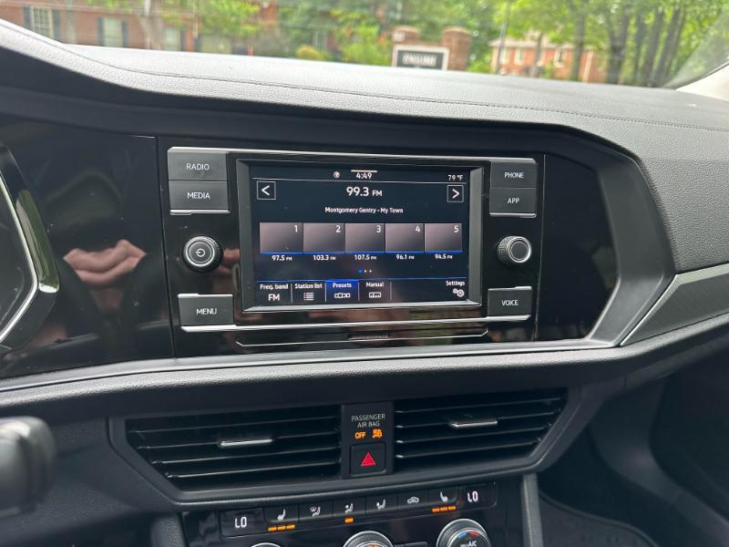 Volkswagen Jetta 1.4T S 8A 2020