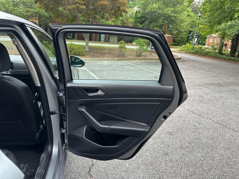 Volkswagen Jetta 1.4T S 8A 2020
