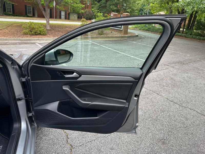 Volkswagen Jetta 1.4T S 8A 2020