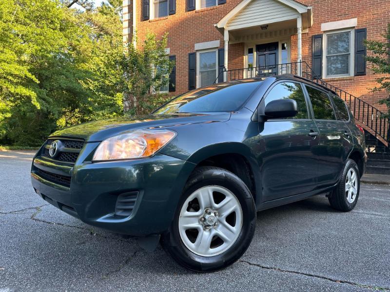 Toyota RAV4 Base I4 2WD 2011