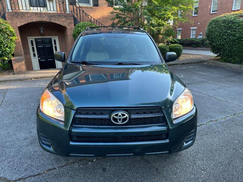 Toyota RAV4 Base I4 2WD 2011