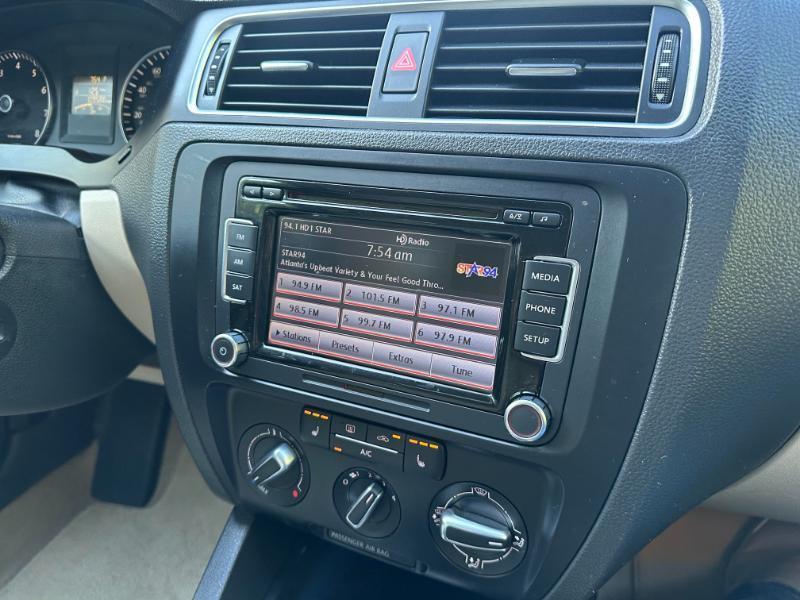 Volkswagen Jetta SE 2014