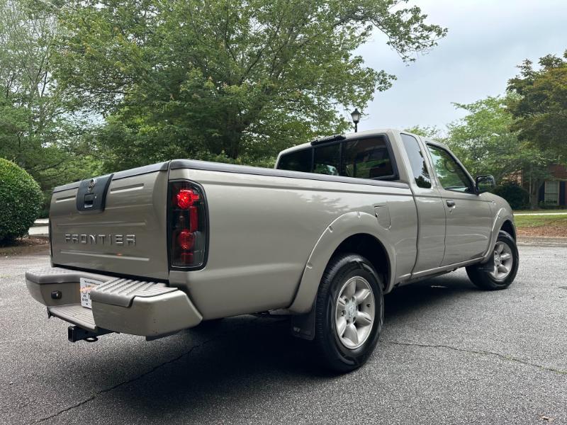 Nissan Frontier King Cab 2WD 2003