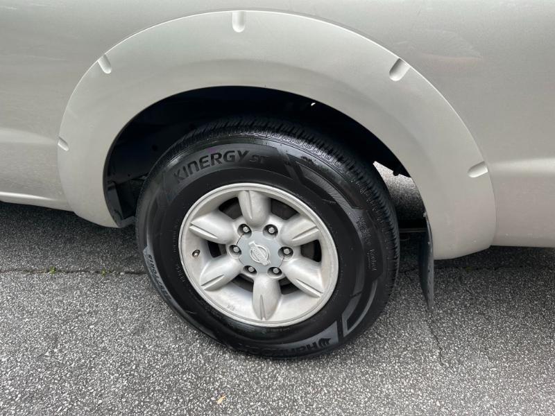 Nissan Frontier King Cab 2WD 2003