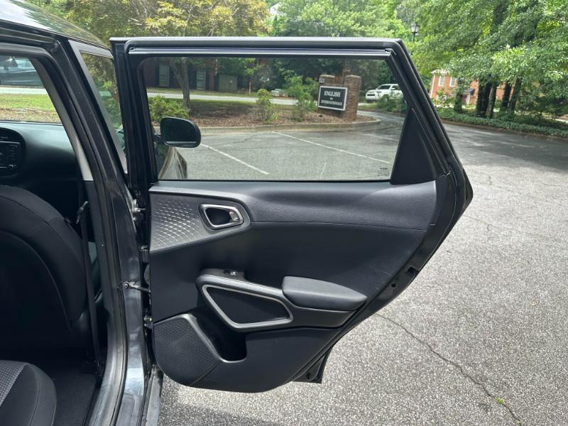 Kia Soul LX CVT 2022