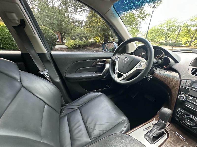 Acura MDX 6-Spd AT w/Tech Package 2013