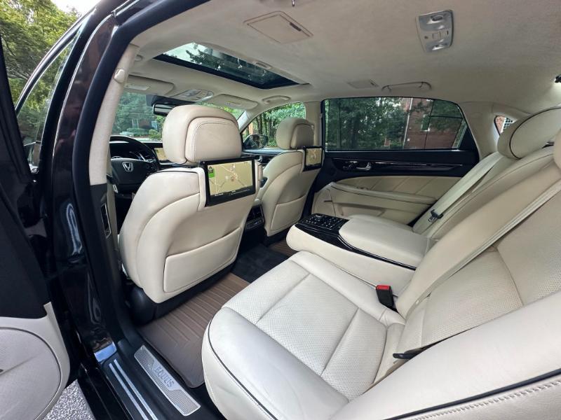 Hyundai Equus 4dr Sdn Ultimate 2014