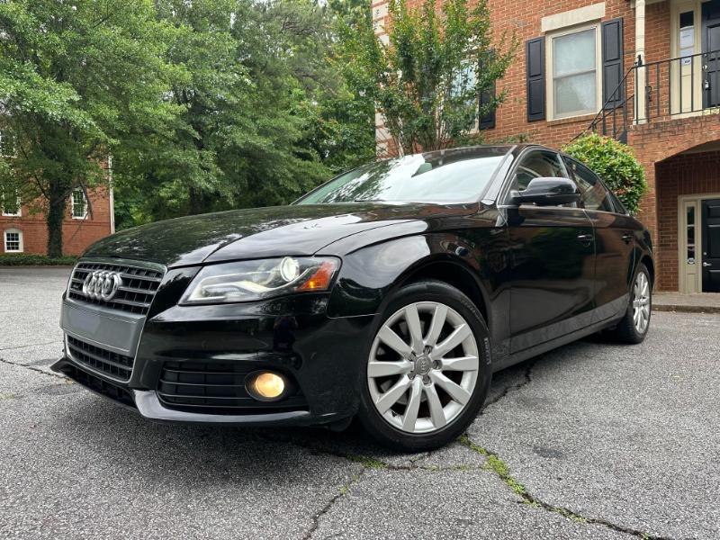Audi A4 2.0T Sedan quattro Tiptronic 2012