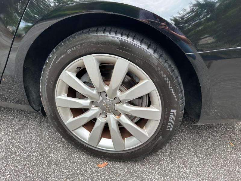 Audi A4 2.0T Sedan quattro Tiptronic 2012